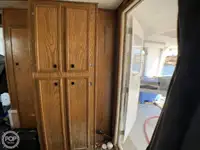 Garā līnija zvejas kuģis pārdod