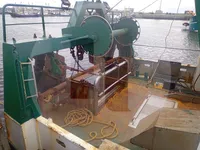 Trallers pārdod