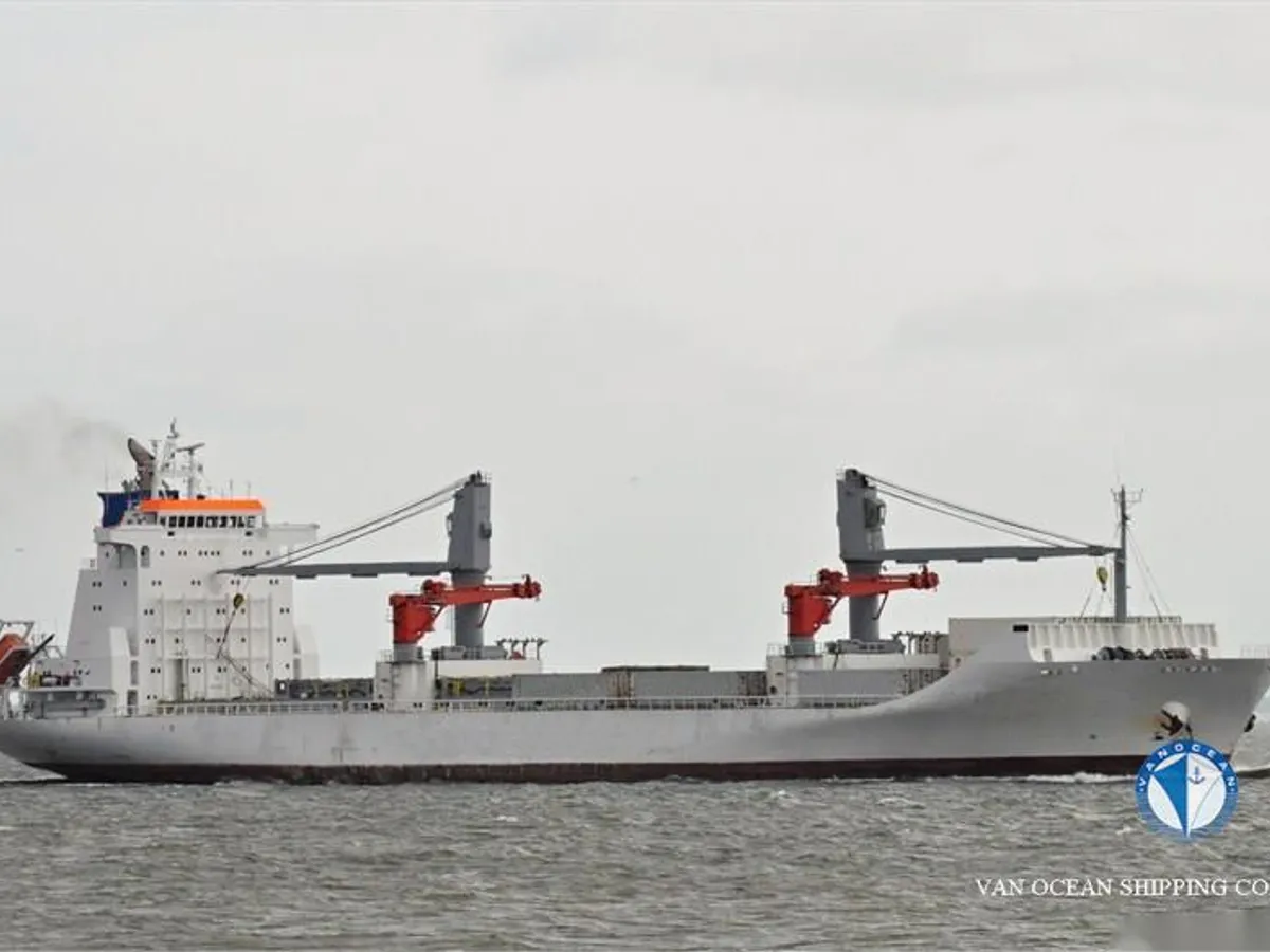 Reefer kuģis pārdod