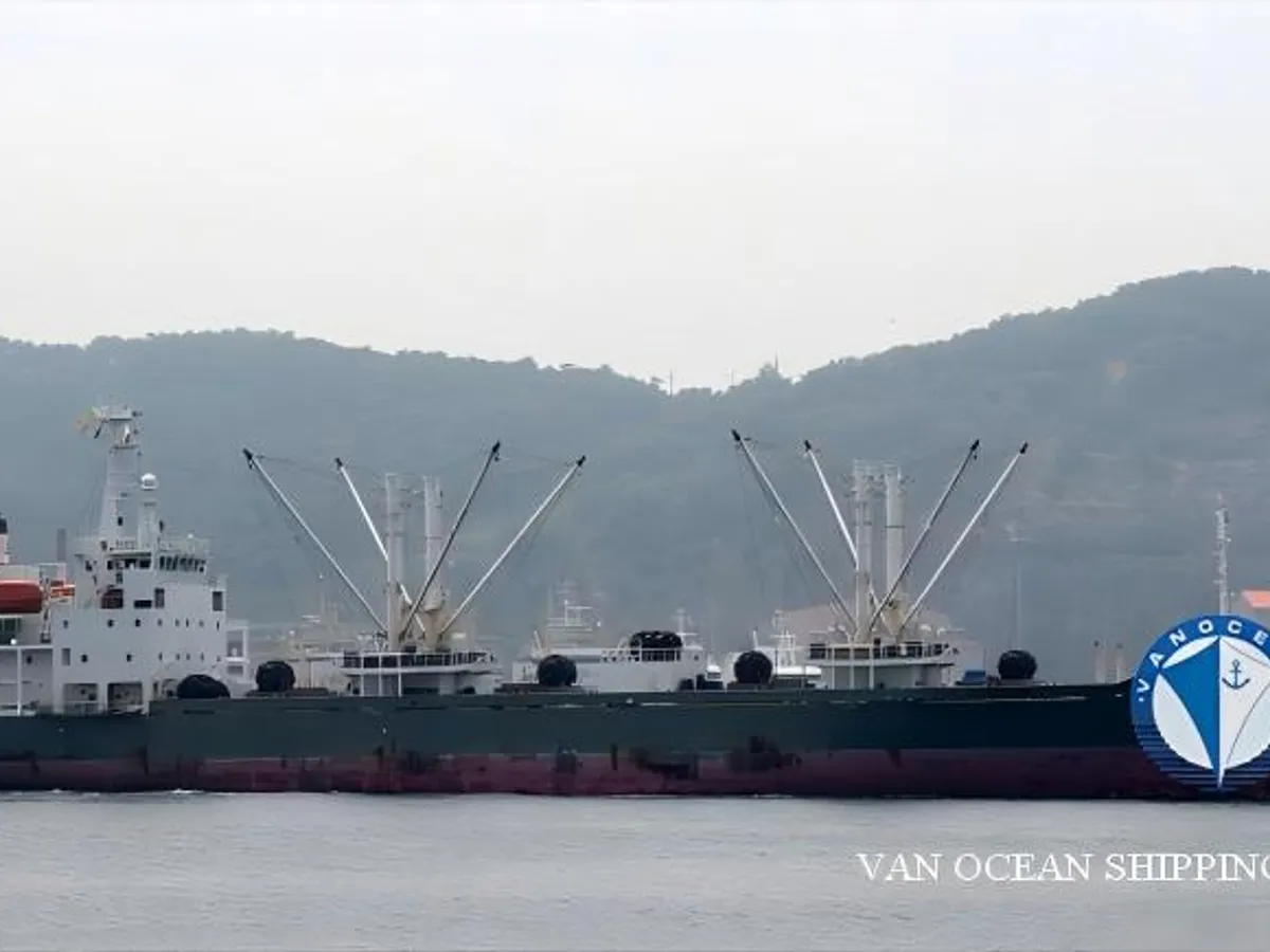 Reefer kuģis pārdod