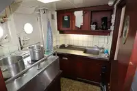 Kruīza kuģis pārdod