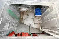 Ugunsdzēsības kuģis pārdod