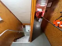 Apkalpes kuģis pārdod