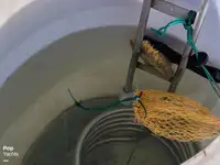 Zivju pārstrādes kuģis pārdod