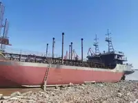 Naftas / Ķīmisko vielu tankkuģis pārdod