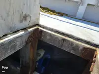 Trallers pārdod