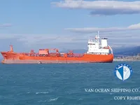 Naftas / Ķīmisko vielu tankkuģis pārdod