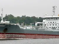 Naftas / Ķīmisko vielu tankkuģis pārdod