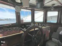 Trallers pārdod