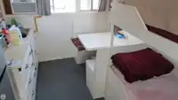 Trallers pārdod