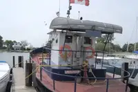 Naftas / Ķīmisko vielu tankkuģis pārdod