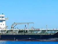 Naftas / Ķīmisko vielu tankkuģis pārdod