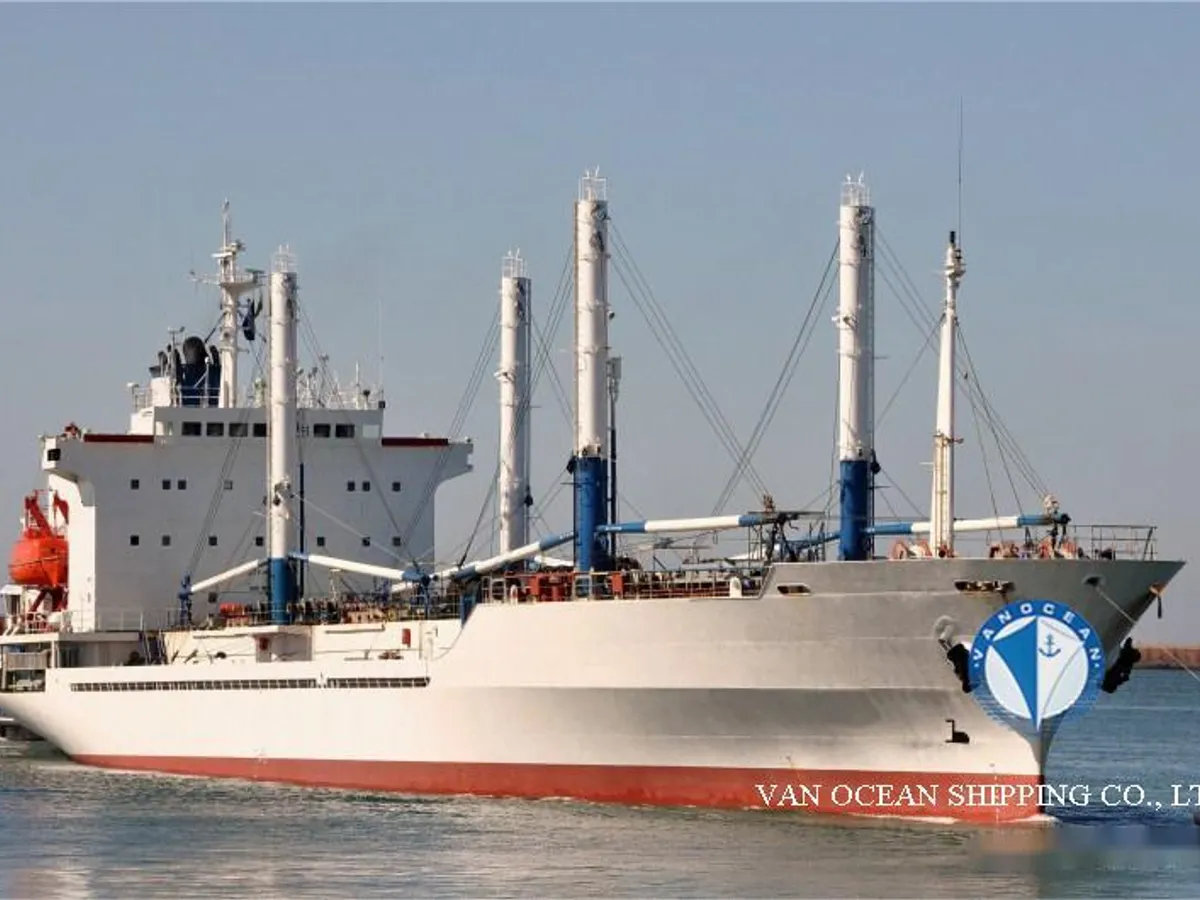 Reefer kuģis pārdod