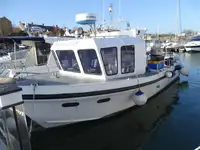 Trallers pārdod
