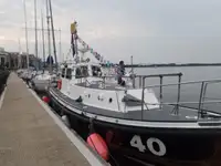 Pilotkuģis pārdod