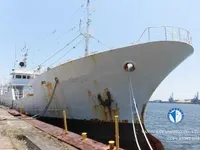 Garā līnija zvejas kuģis pārdod