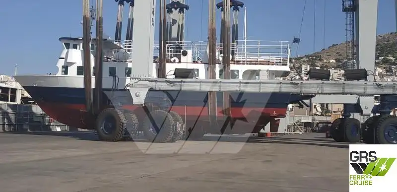 Pasažieru kuģis pārdod