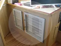 Trallers pārdod