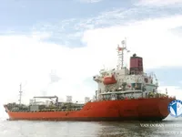 Naftas / Ķīmisko vielu tankkuģis pārdod