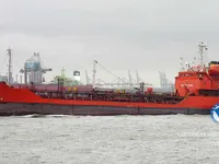 Naftas / Ķīmisko vielu tankkuģis pārdod