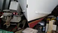 Trallers pārdod