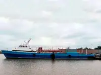 Apkalpes kuģis pārdod