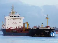 Naftas / Ķīmisko vielu tankkuģis pārdod