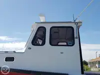 Zivju pārstrādes kuģis pārdod