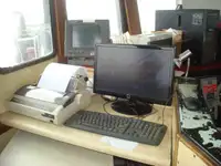 Trallers pārdod