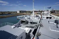Trallers pārdod