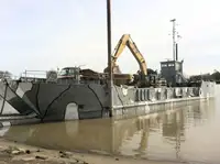 Desanta kuģis, tankkuģis pārdod