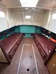 Pilotkuģis pārdod