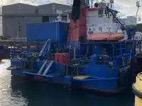 Naftas / Ķīmisko vielu tankkuģis pārdod