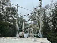 Trallers pārdod