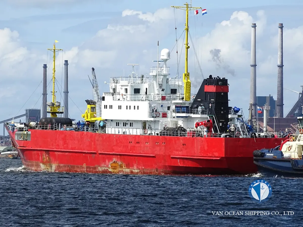 Reefer kuģis pārdod
