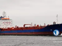 Naftas / Ķīmisko vielu tankkuģis pārdod