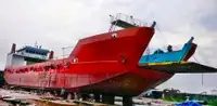 Desanta kuģis, tankkuģis pārdod