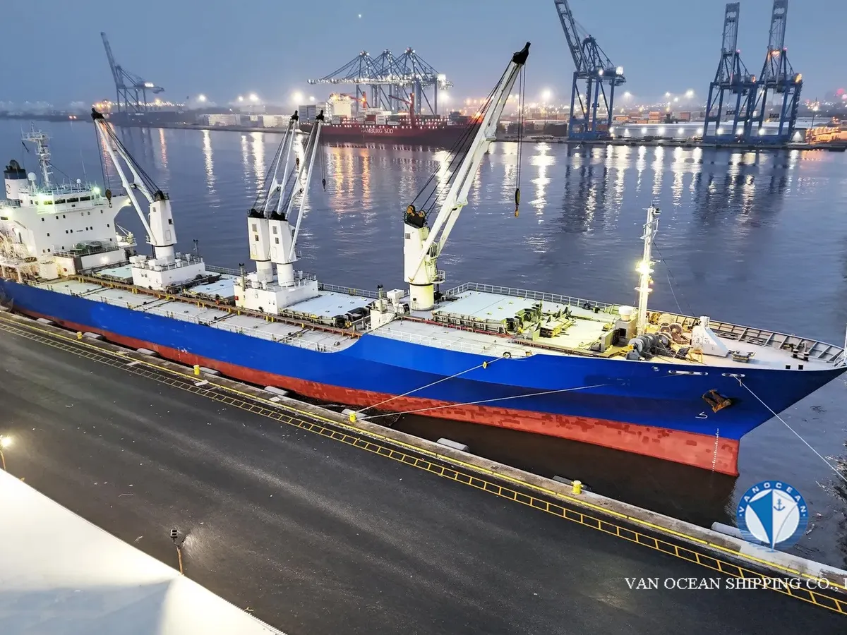 Reefer kuģis pārdod