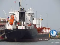 Naftas / Ķīmisko vielu tankkuģis pārdod