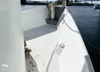 Trallers pārdod