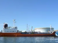 Naftas / Ķīmisko vielu tankkuģis pārdod