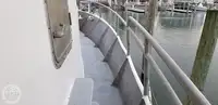 Trallers pārdod
