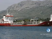 Naftas / Ķīmisko vielu tankkuģis pārdod
