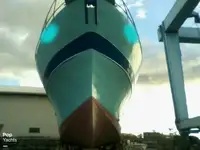 Trallers pārdod