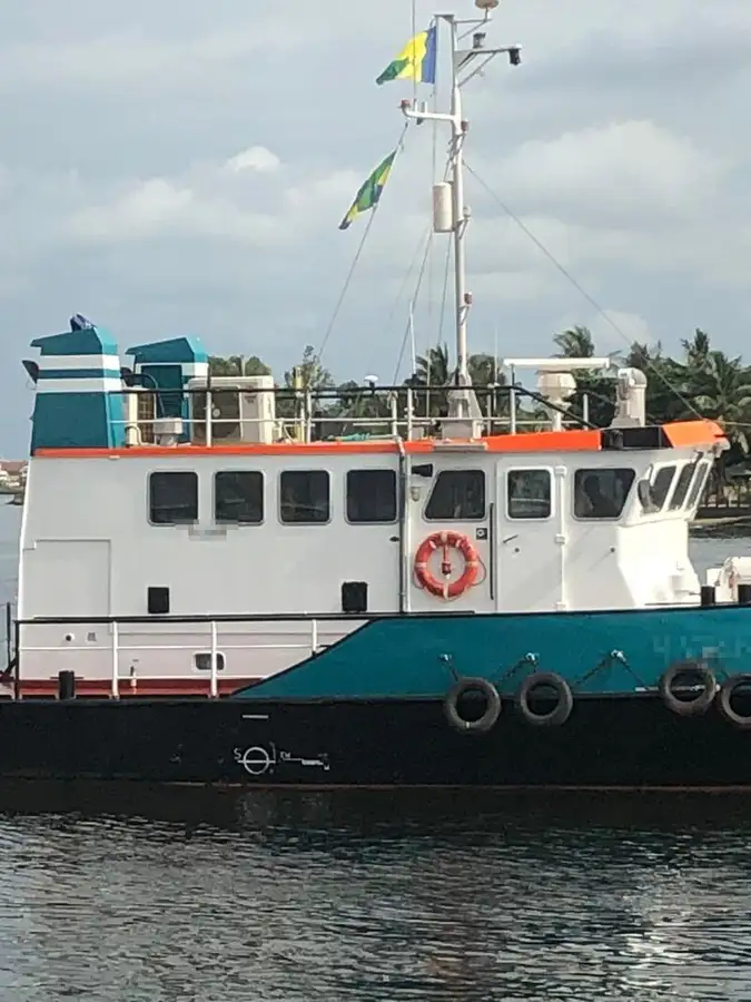 Hidrogrāfiskais kuģis pārdod