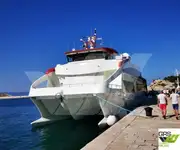 Pasažieru kuģis pārdod