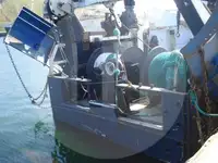 Trallers pārdod
