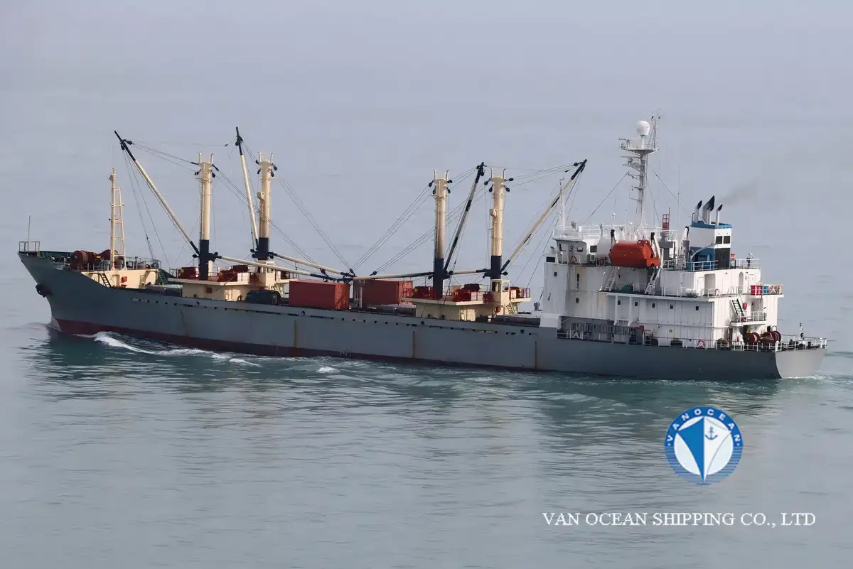 Reefer kuģis pārdod