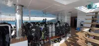 Kruīza kuģis pārdod
