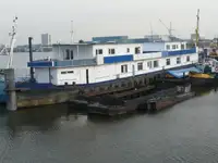Bārža pārdod